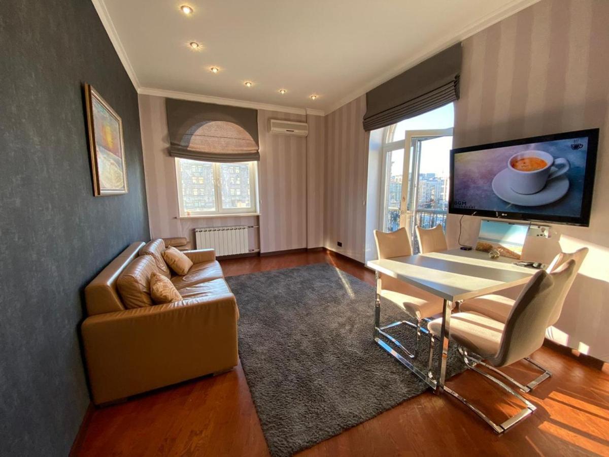 Apartamento Amazing View Of Independence Square Kiev Exterior foto